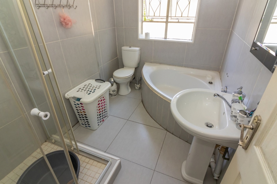 3 Bedroom Property for Sale in Morewag Free State